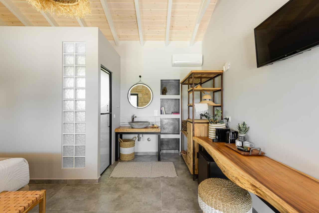 "Four Olives" Luxury Rooms, Afitos #Feelslikehome ภายนอก รูปภาพ
